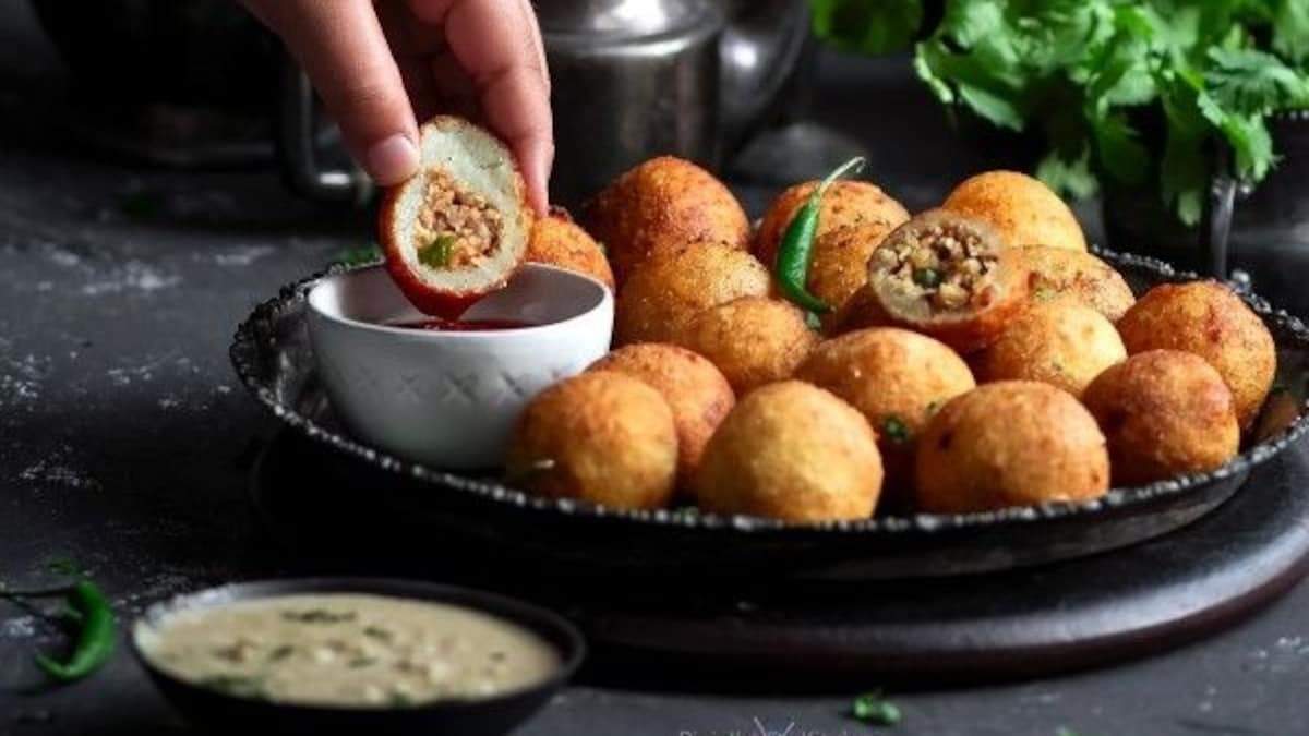 How To Make Upvas Vada: A Crunchy, Flavour-Packed Gujarati Fasting Snack