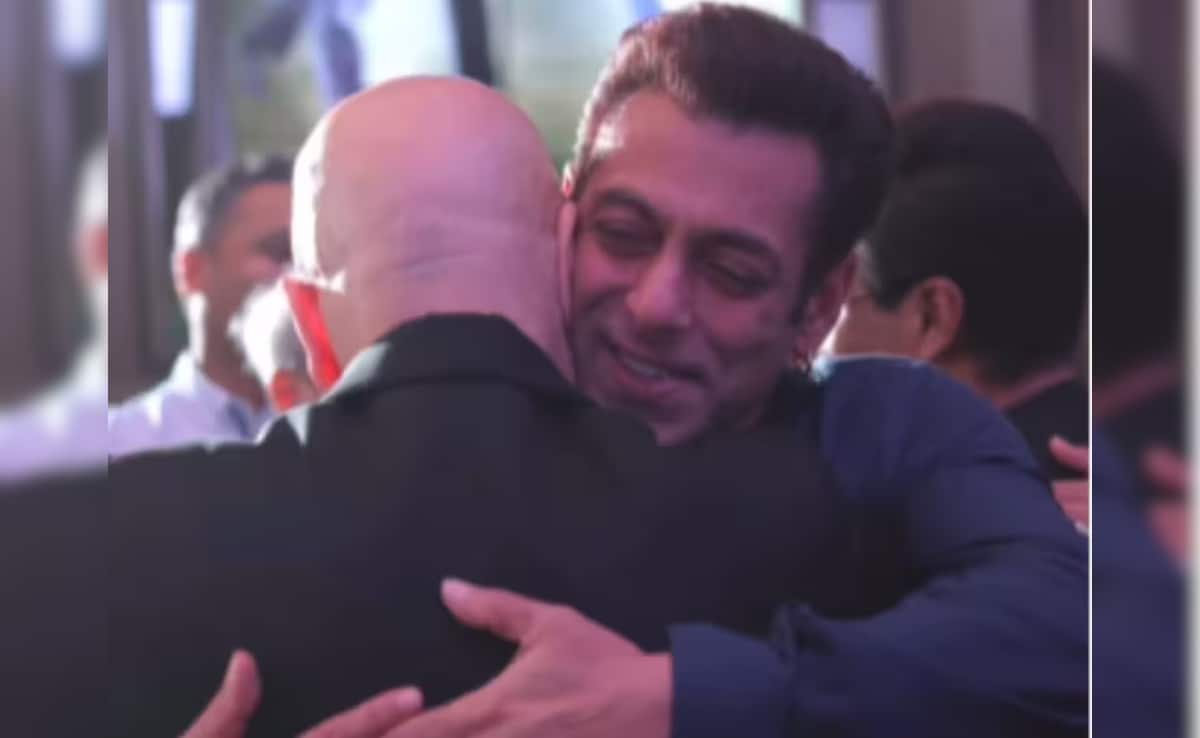 Anupam Kher And Salman Khan In A Frame. That's It. That's The Post