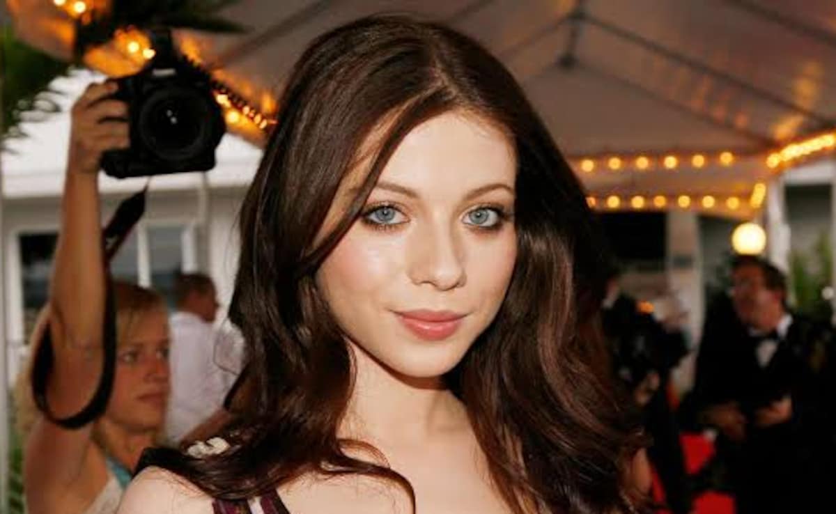 Gossip Girl Star Michelle Trachtenberg Dies At 39