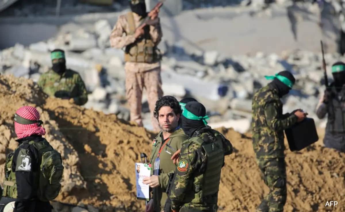 Hamas Releases 2 Israeli Hostages As Fouth Ceasefire Exchange Begins