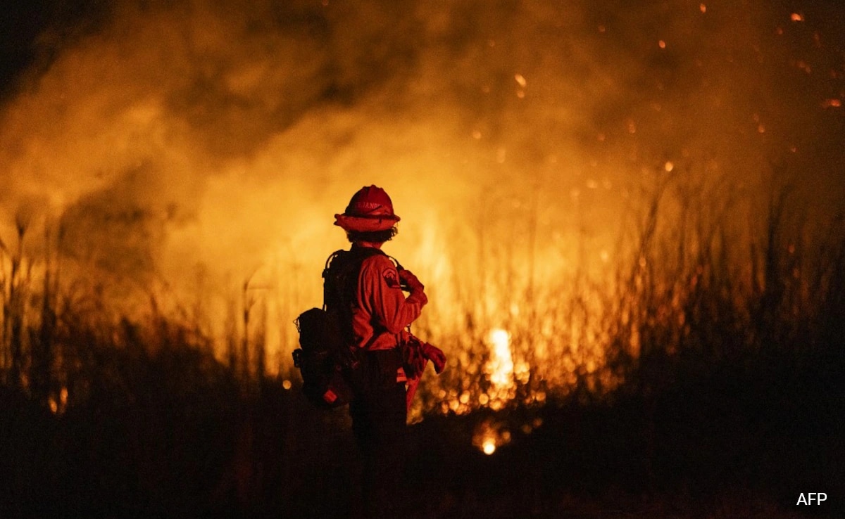 Los Angeles Wildfires Declared Fully Contained By Firefighters