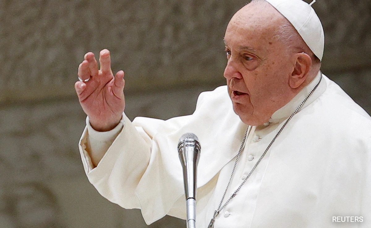 Pope Francis Faces "Complex Clinical Picture", Hospital Stay Extended: Vatican