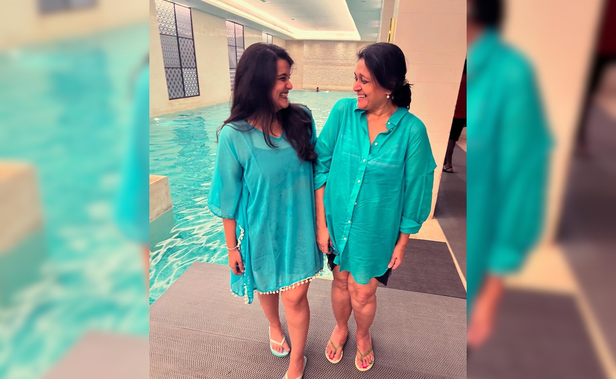 Shahid Kapoor’s Step Sister Sanah Kapur Shares Her “Vacation Photo Dump”