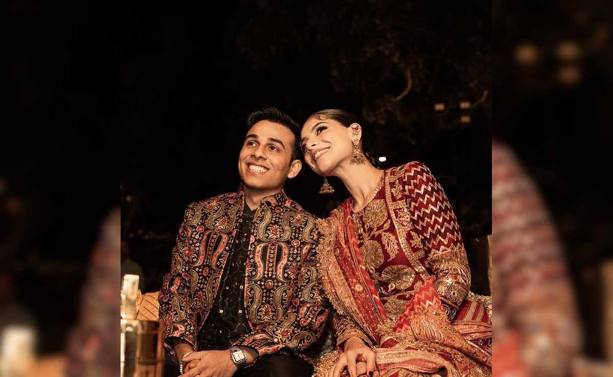 Singer Anuv Jain Marries Longtime Girlfriend Hridi Narang. See First Pics Of Newlyweds