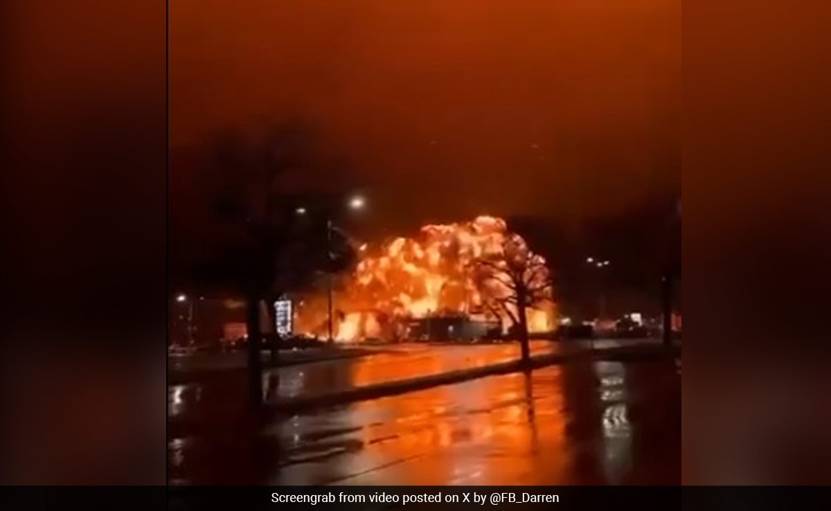 US Plane Crash Caught On House's Doorbell Camera, Residents Run In Panic