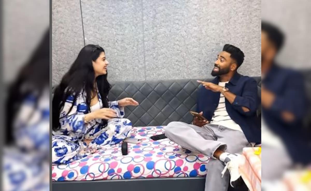 Zanai Bhosle And Mohammed Siraj Vibing To Kehndi Hai