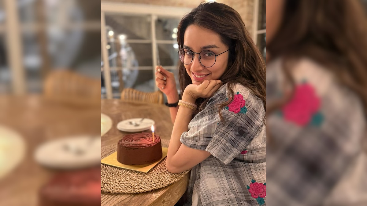Shraddha Kapoors Birthday Indulgence Featured Crisp Bhajiyas And Multiple Sweets
