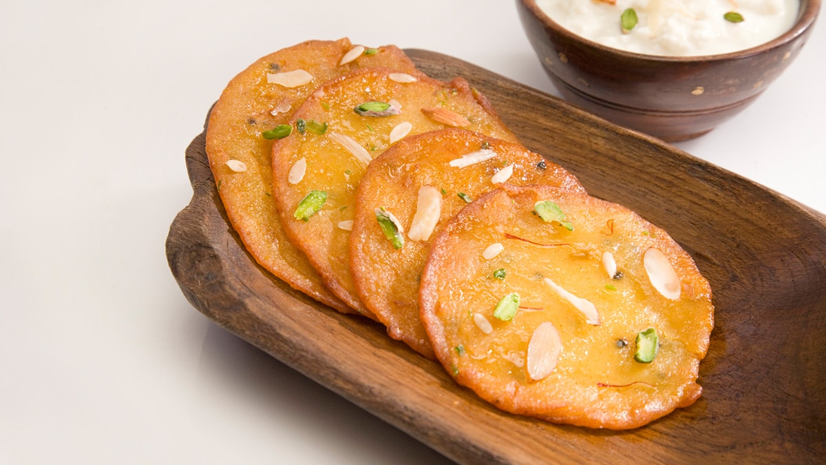 How to Make Perfect Malpua for Holi - Check Out These Tips