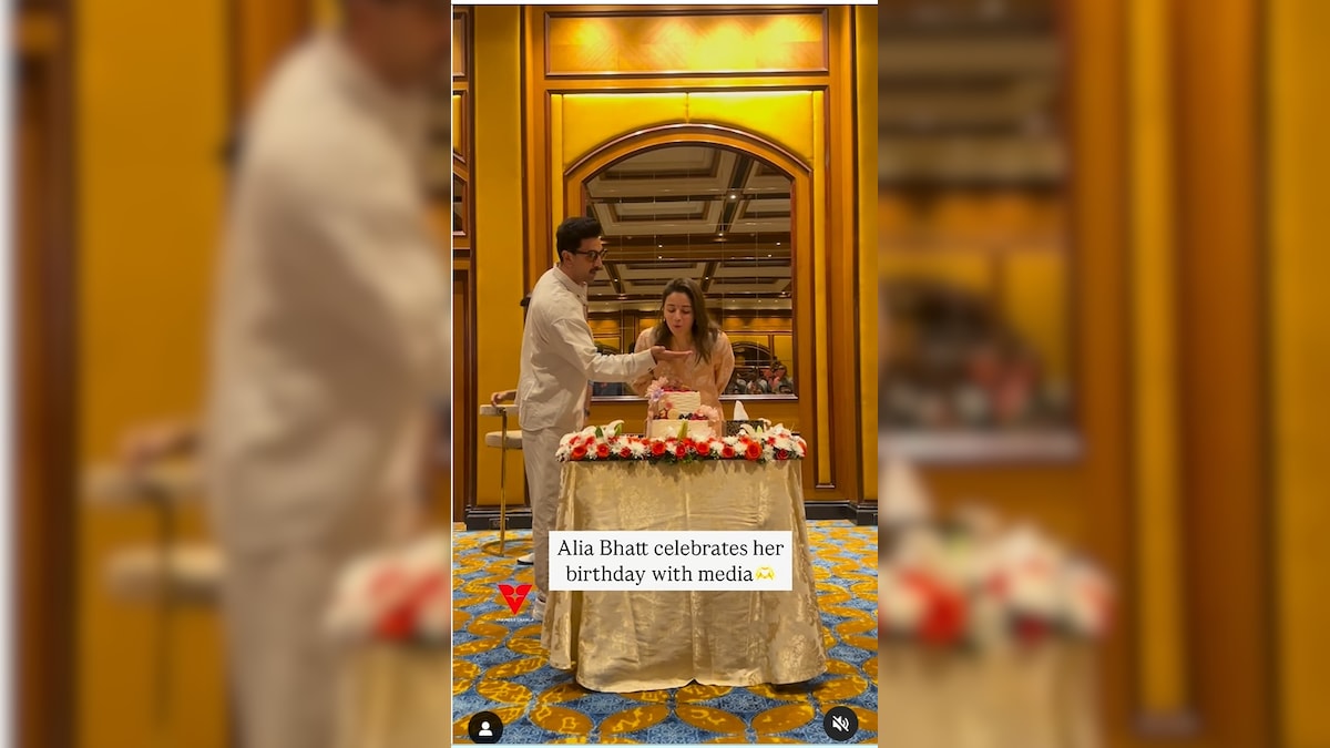Alia Bhatts Pre-Birthday Bash: Cake, Laughter And Cute Husband-Wife Moment