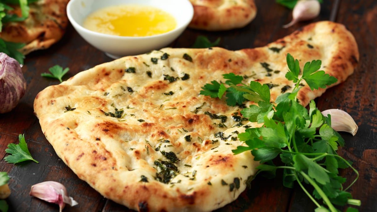 Butter Garlic Naan Ranked Best Bread In The World, Bhatura And 11 More Indian Breads Featured