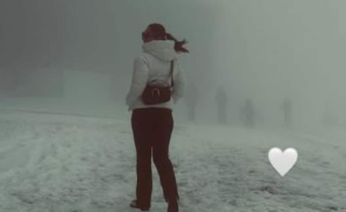 Inside Kareena Kapoor’s Fun-Filled Snowy Holiday With Family