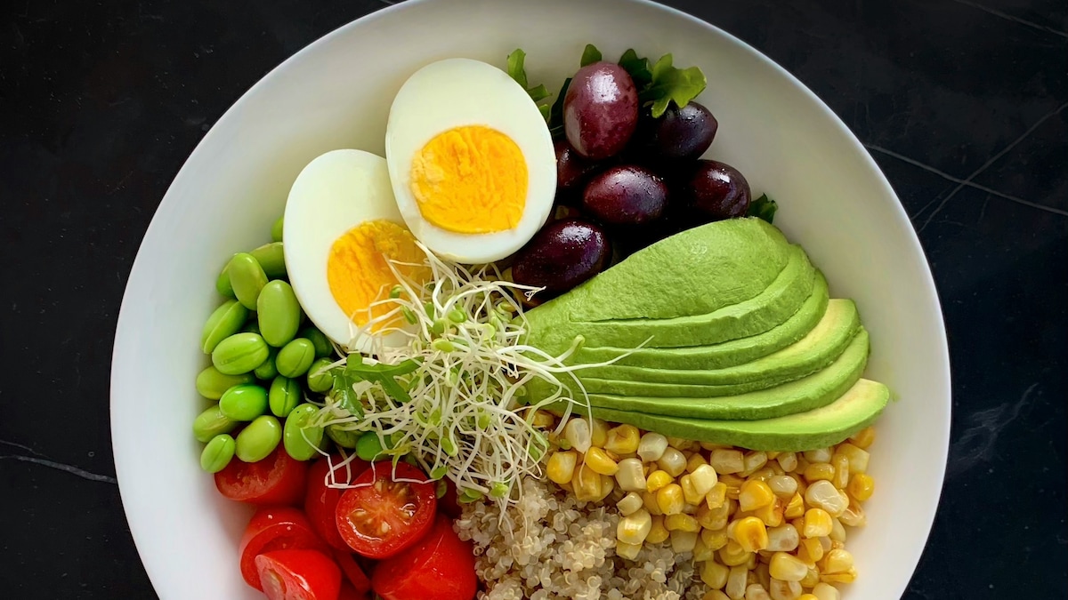 5 Superfoods You Didnt Know You Were Wasting - Nutritionist Reveals