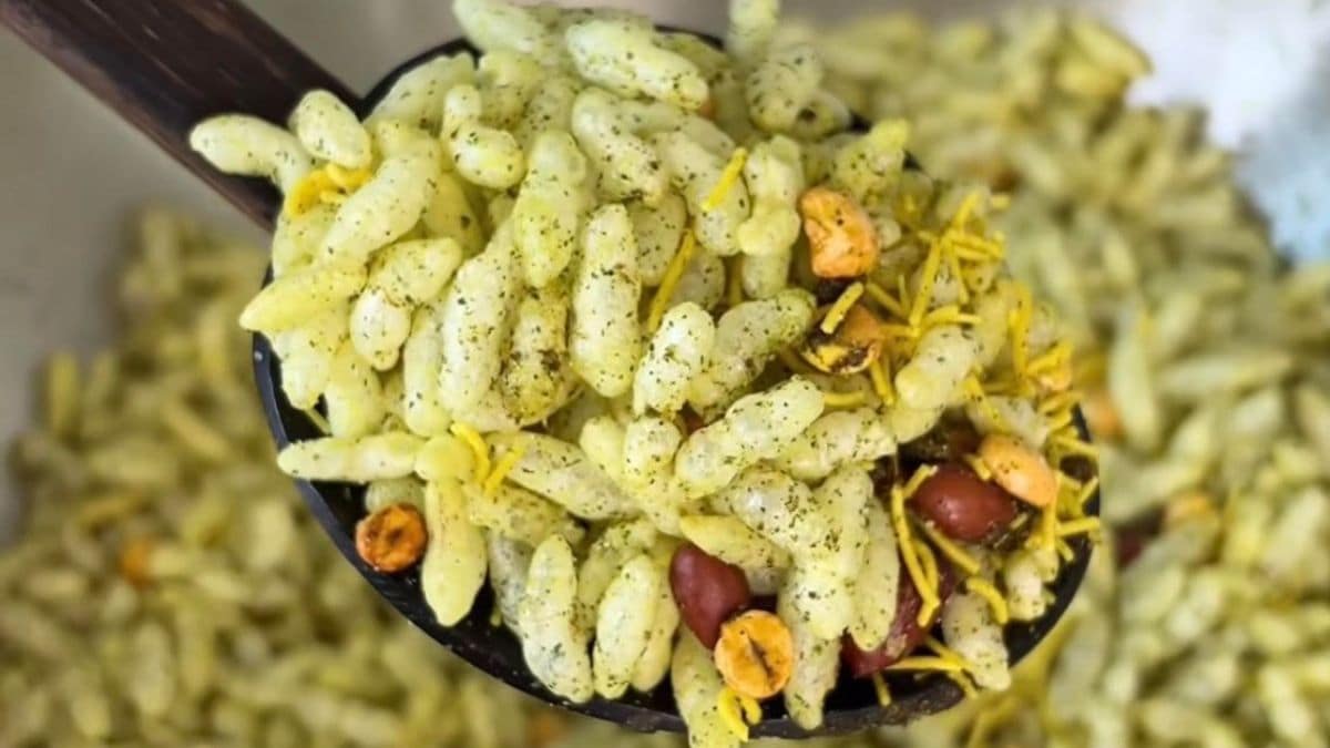 Upgrade Your Favourite Murmura With This Pani Puri-Flavoured Murmura Recipe