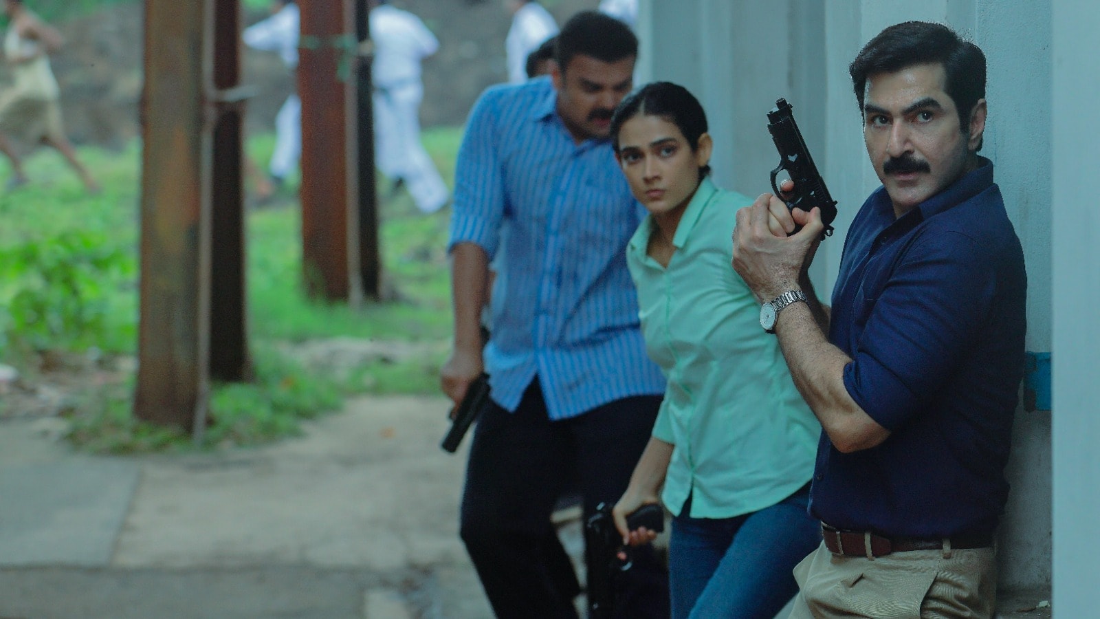 Jeet plays an IPS officer in the series Jeet plays an IPS officer in the series