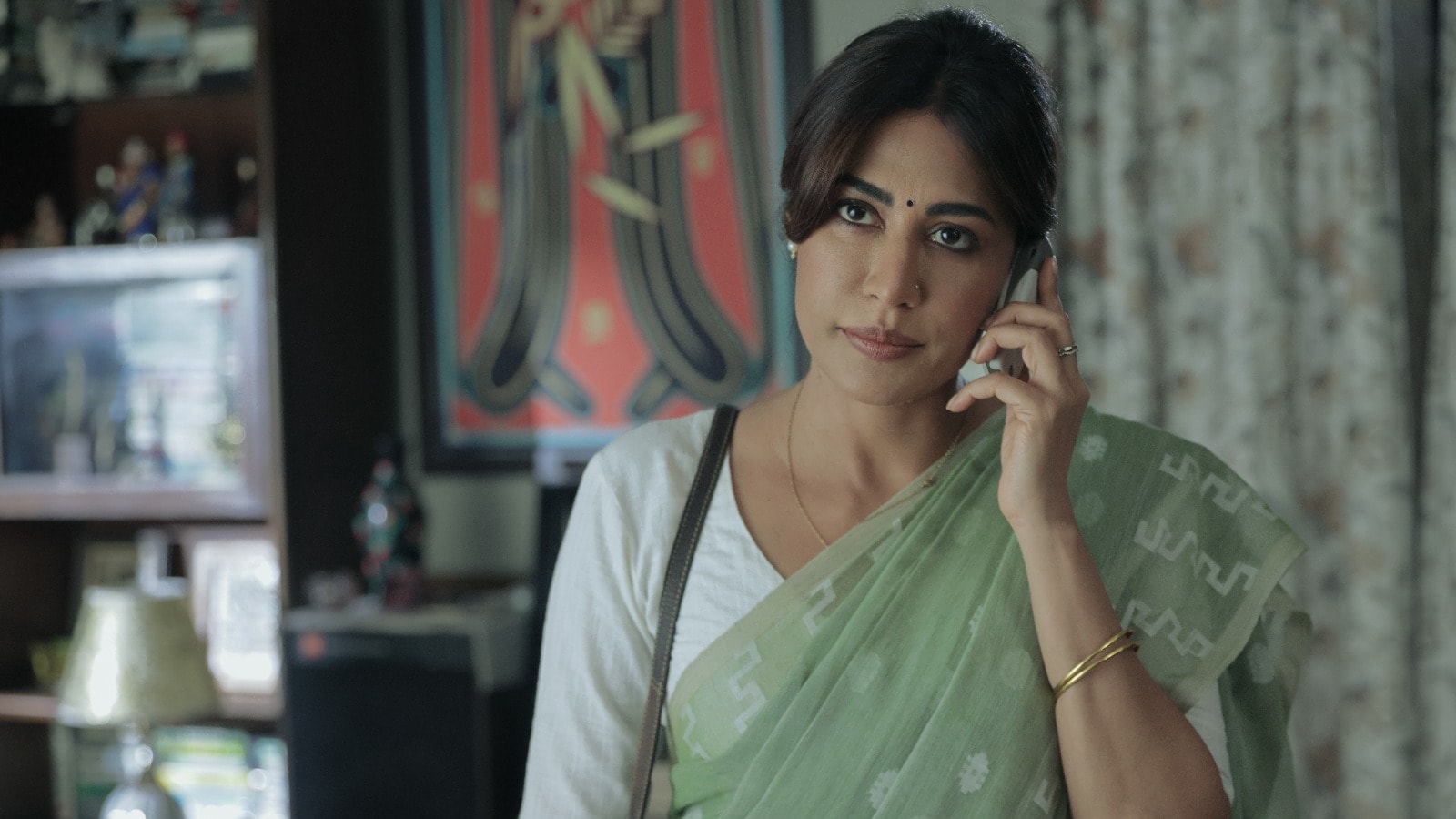 Chitrangada Singh in a BTS still Chitrangada Singh in a BTS still