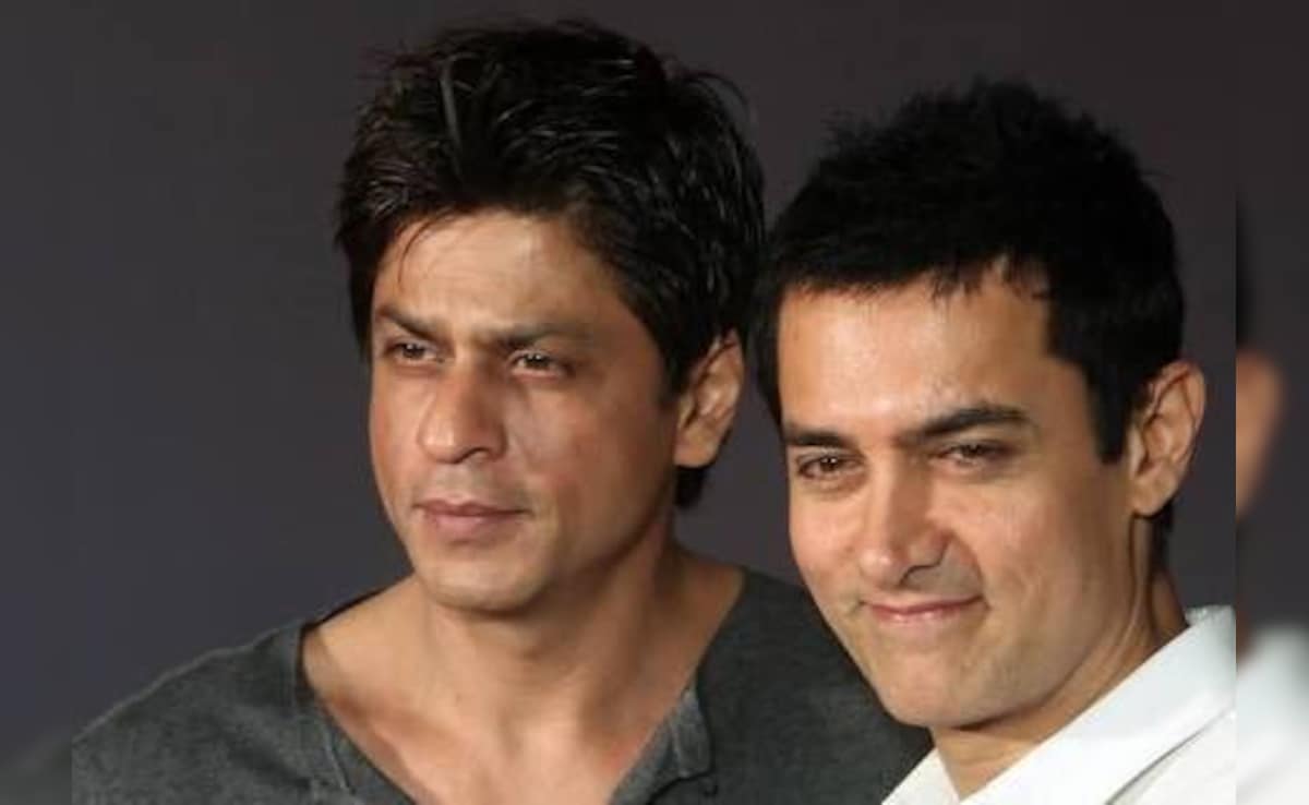 Aamir Khan On His Latest Conversation With Shah Rukh Khan: “We Were Gossiping About…”