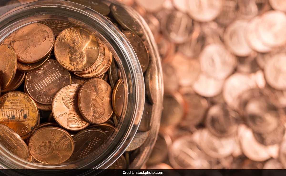 US Penny Costs 4 Cents To Make. But For Souvenir Sellers, It's A Living
