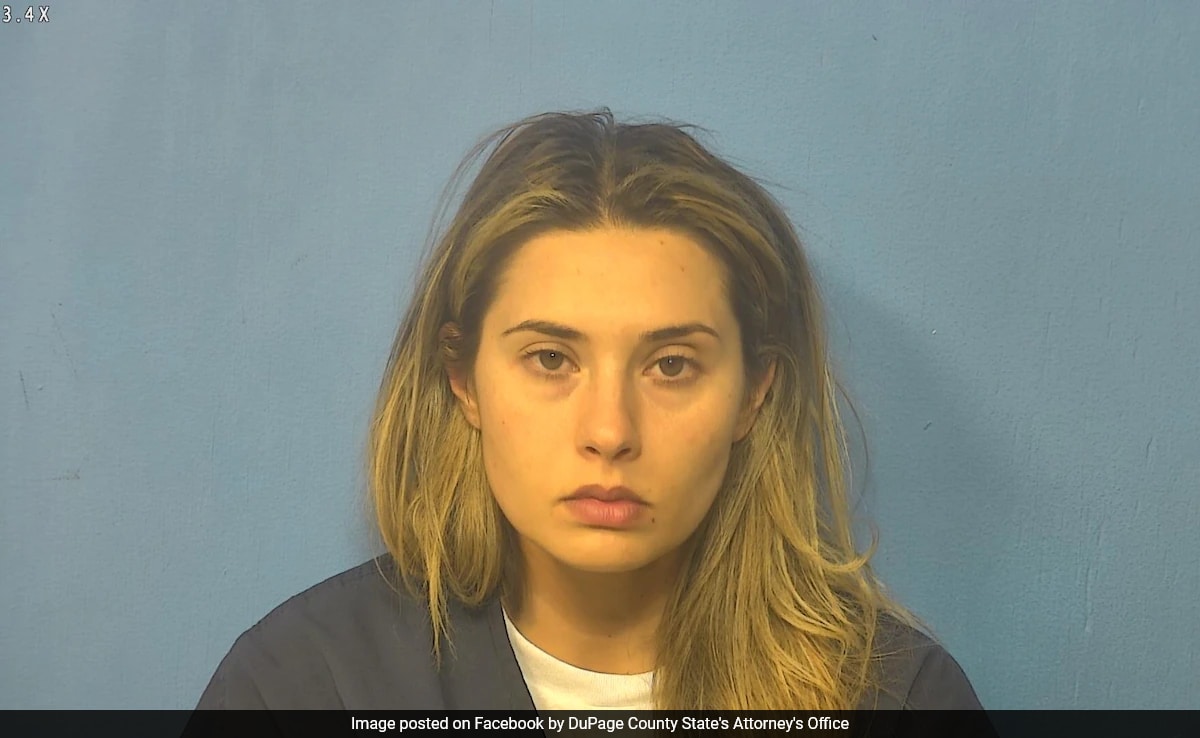 US Teacher Denies Sexually Assaulting Student, Claims She's Targeted For Being "Good-Looking"