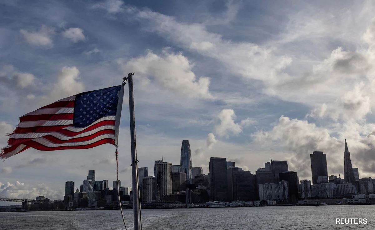 Why Over 1 Lakh ‘Dependents’ Of H1-B Visa Holders In US Face Deportation Fares