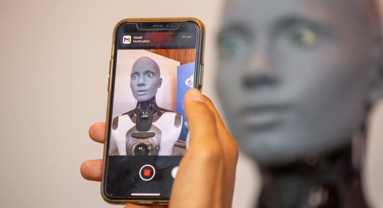 Human rights must anchor the digital age, says UN’s Türk