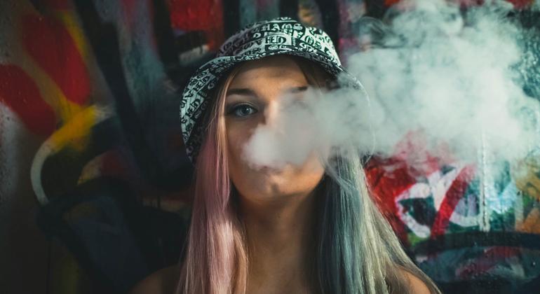 Flavoured nicotine products driving youth addiction, WHO warns