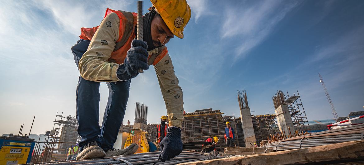 Work has begun on a rapid transit system connecting Delhi to Meerut in Uttar Pradesh, India. Work has begun on a rapid transit system connecting Delhi to Meerut in Uttar Pradesh, India.