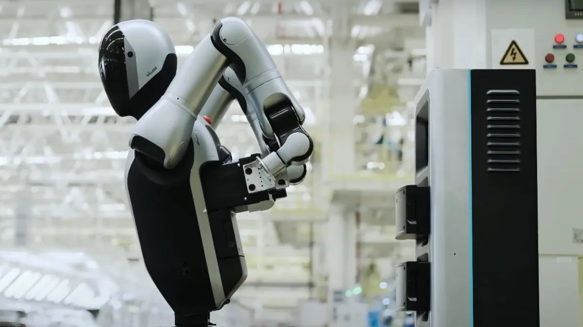 Meet Walker S2: The Self-Sufficient Humanoid Robot with Swappable Battery Tech