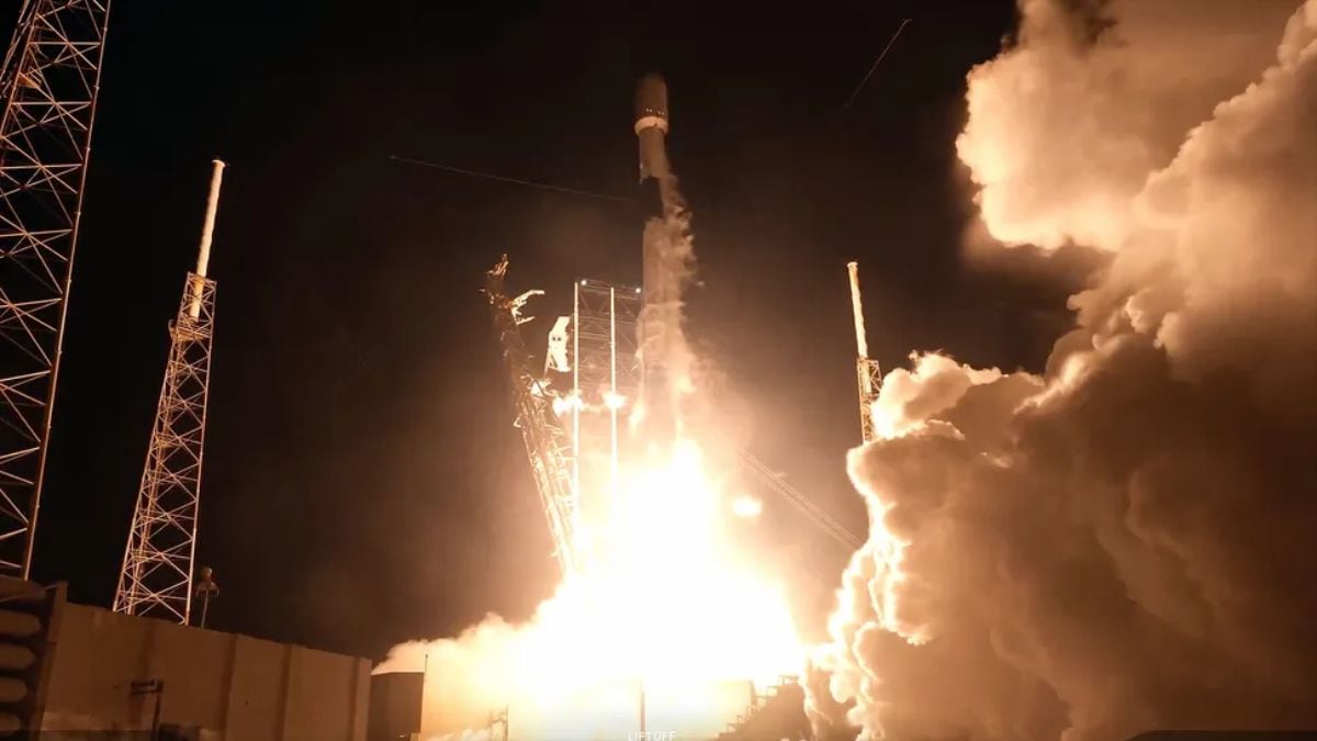 SpaceX Launches 28 Starlink Satellites as Booster B1069 Flies for 26th Time
