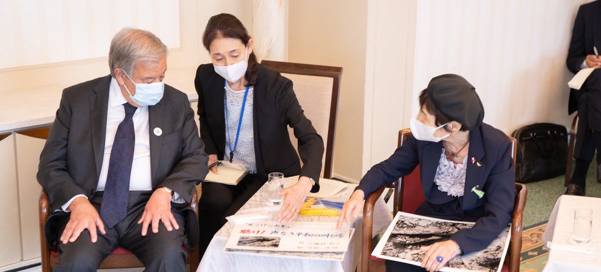 UN Secretary-General António Guterres met with hibakusha from Hiroshima and Nagasaki during a visit to Japan in 2022. UN Secretary-General António Guterres met with hibakusha from Hiroshima and Nagasaki during a visit to Japan in 2022.