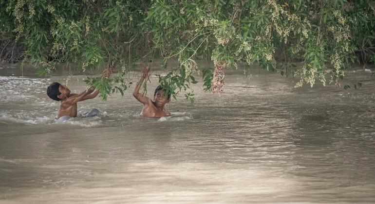 Monsoon floods kill more than 700 in Pakistan, with heavy rains set to continue