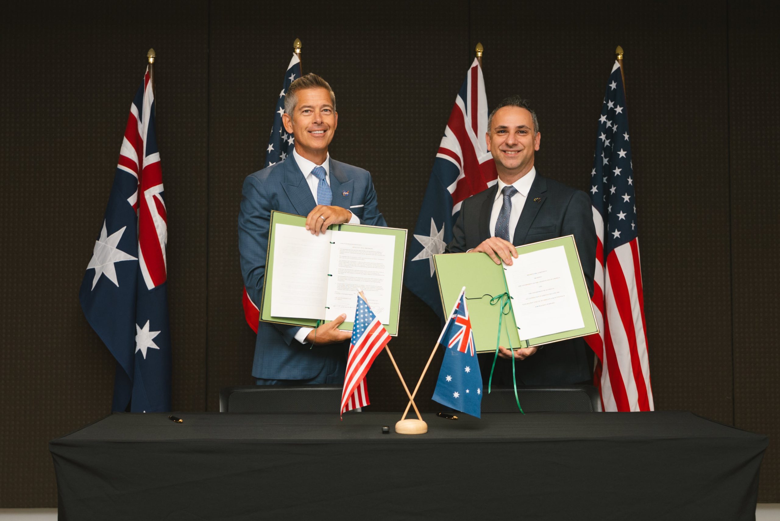 NASA signs US-Australia Agreement on Aeronautics, Space Cooperation