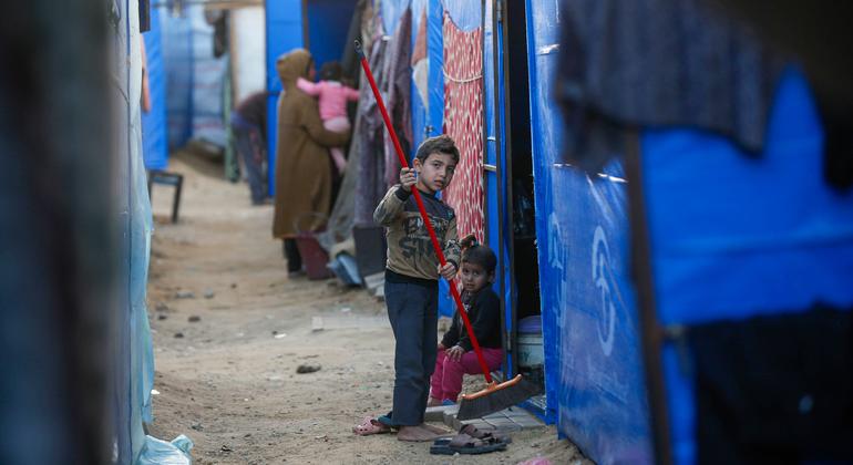 UN chief ‘encouraged’ after Hamas indicates willingness to release Israeli hostages