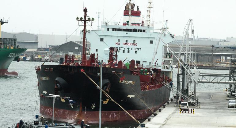 Nations confront deep divisions over carbon emission cuts to global shipping