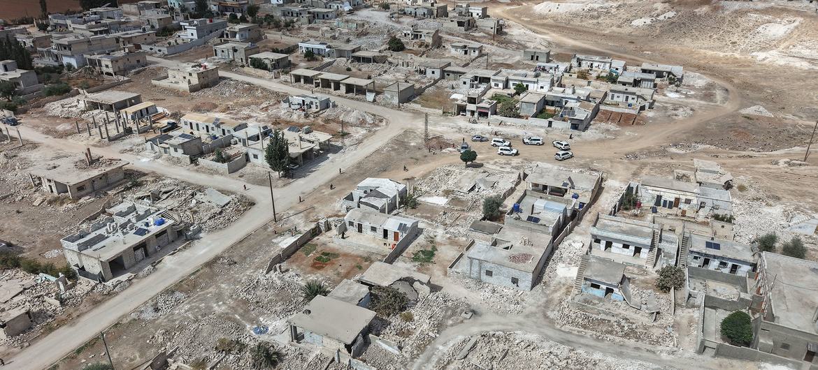 Drone footage of the town of Latamneh in Hama, which was completely destroyed during the conflict. Mines and unexploded ordnance continue to litter the area, posing deadly risk for civilians, especially children.