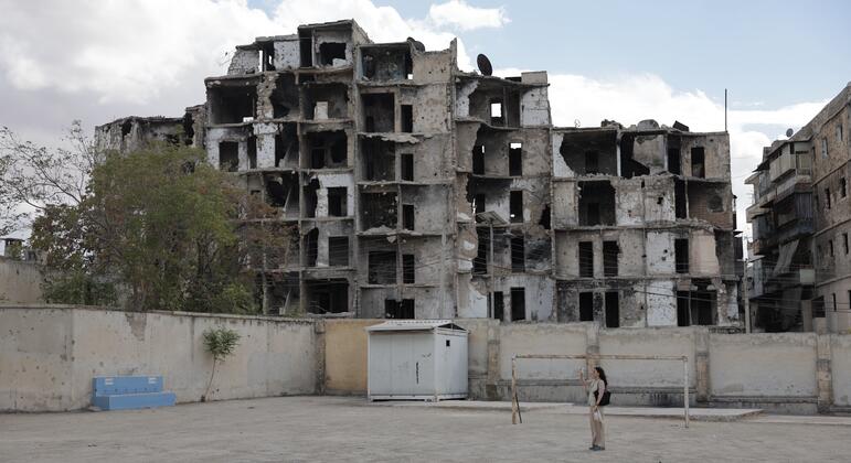 Syria: Renewed clashes risk derailing fragile transition