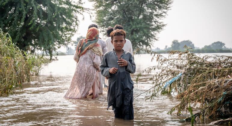Floods, drought and insecurity drive acute hunger for 7.5 million in Pakistan