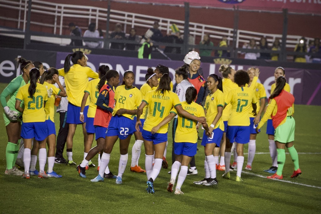 Brazil defeat Zambia 6-1 - Wikinews, the free news source